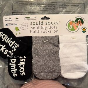 Squiddy Dots Hold Socks On — Black, Gray & White Ankle Socks (Kids)
